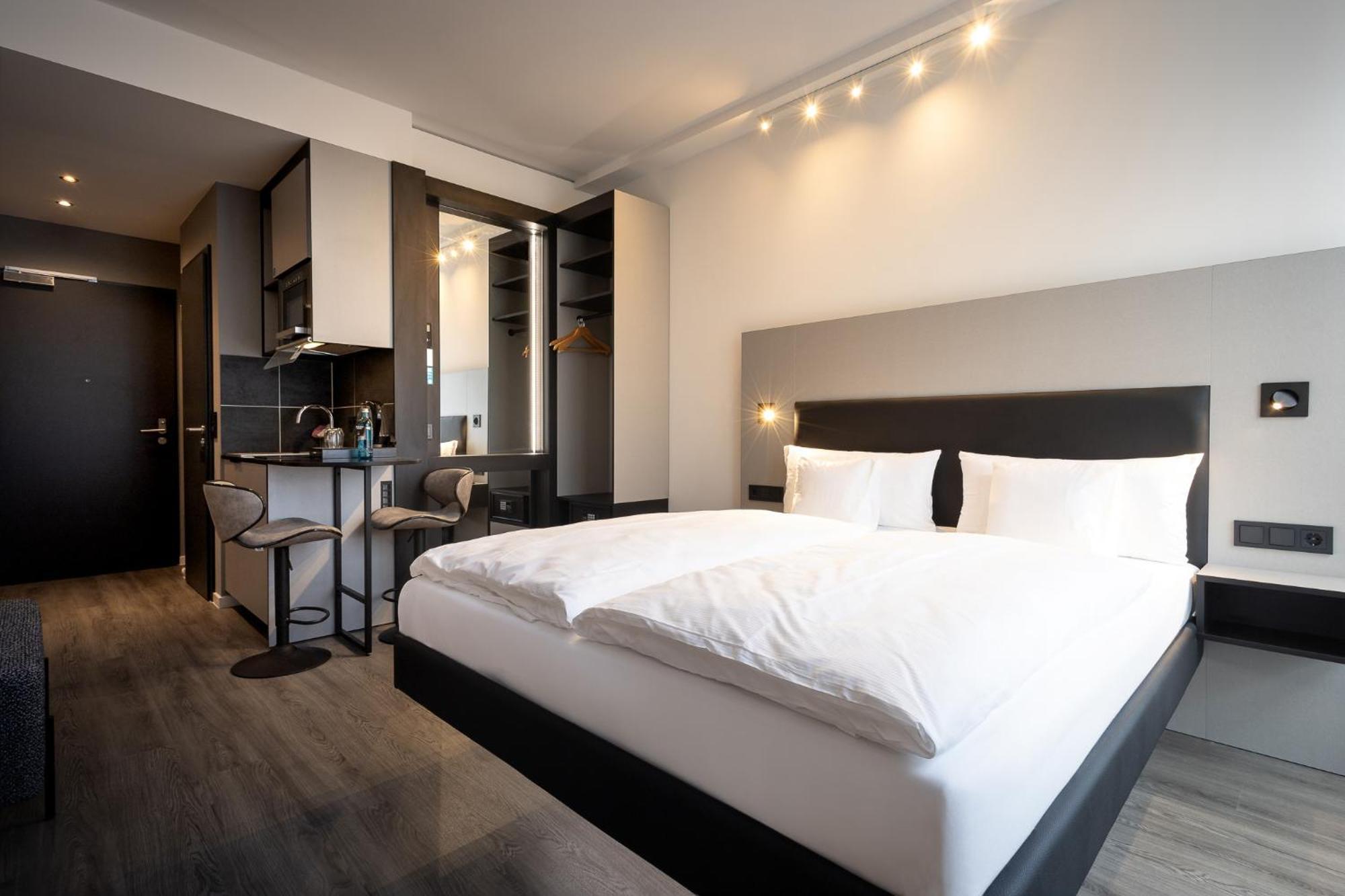 Ginn Apartment-Hotel Stuttgart-Esslingen Esslingen am Neckar Eksteriør bilde